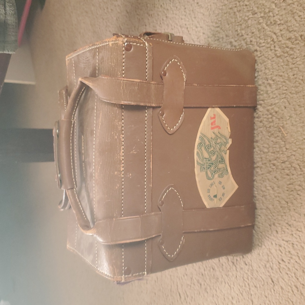 Vintage 1960s Camera Kit w/ Leather Case – Flashcube + Accessories - Picture 12 of 13